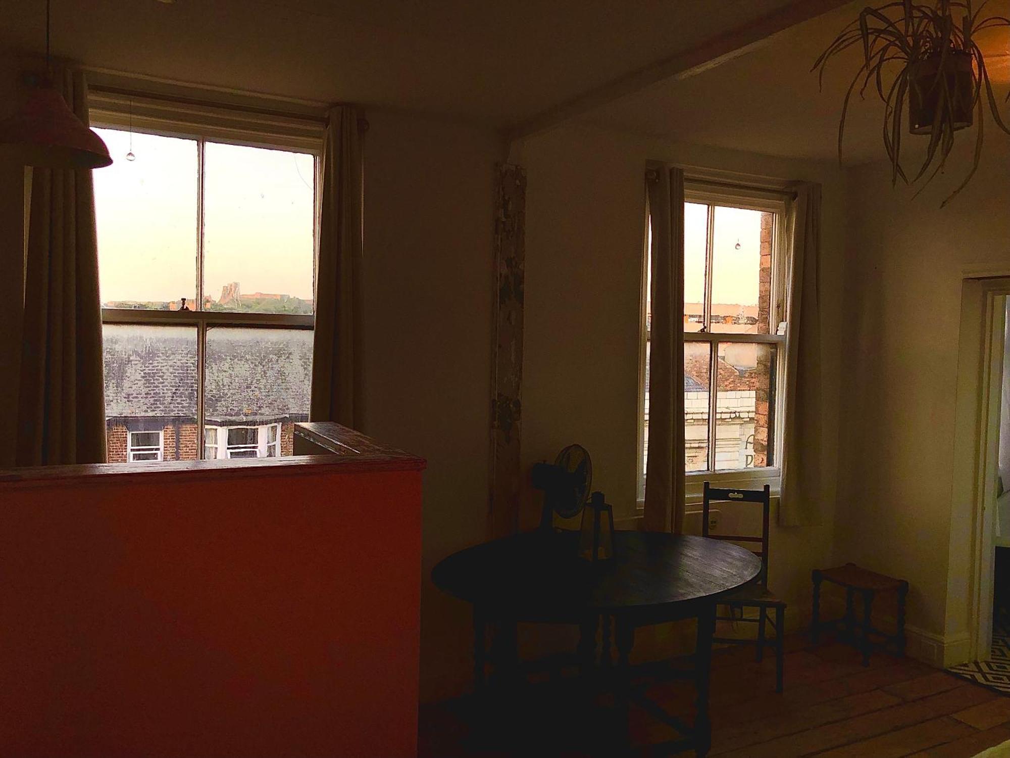 New! Castle View Studio Apartment Σκάρμπορο Εξωτερικό φωτογραφία